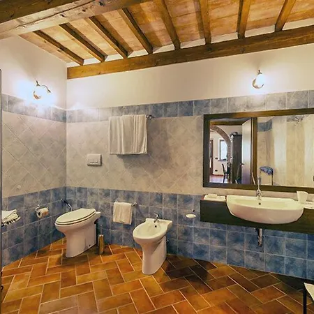 Agriturismo Colombaiolo Bauernhof *